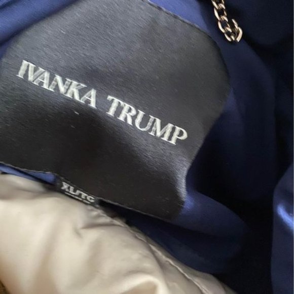 Brand New with Tag IVANKA Trump winter coat with WATER PRROOF AND removable hood - Picture 3 of 5